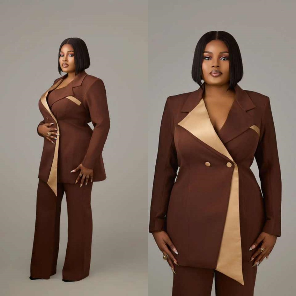 Plus Size Dames Smokingpakken  - Women Formal Wear For Graduation recensie en prijs
